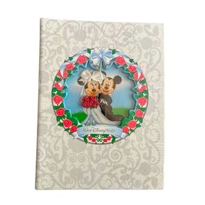 New Vintage Walt Disney World Mickey and Minnie Wedding Album